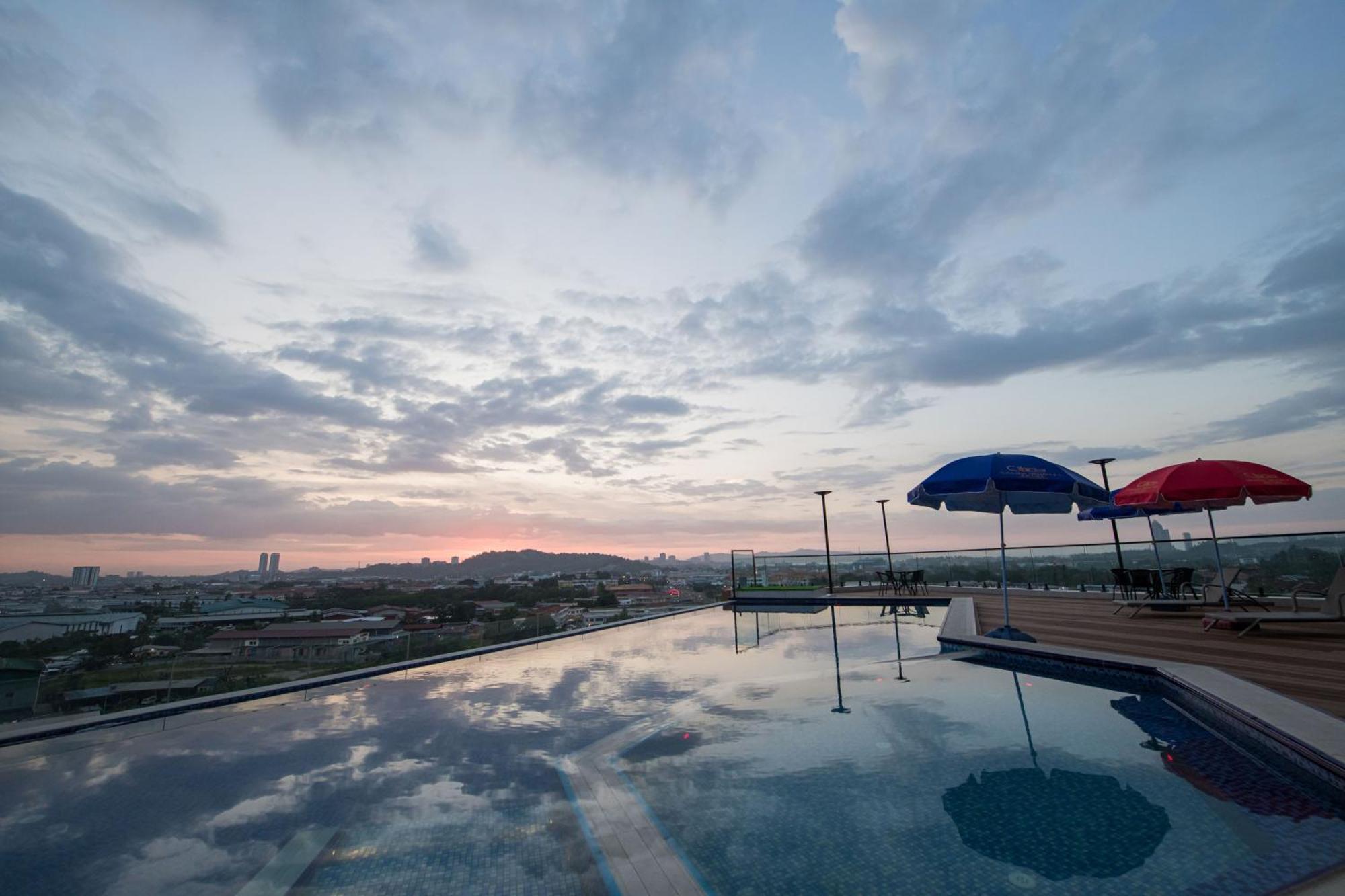 Grand Inhotel Hotel 4*